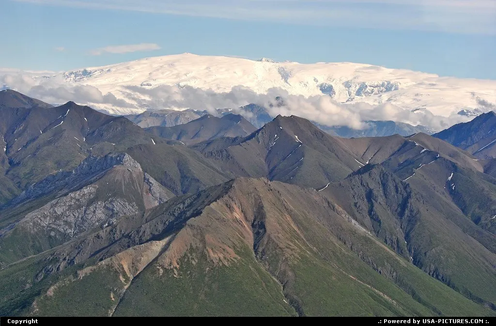 Backcountry flying over Wrangell-St.Elias National Park, Alaska.