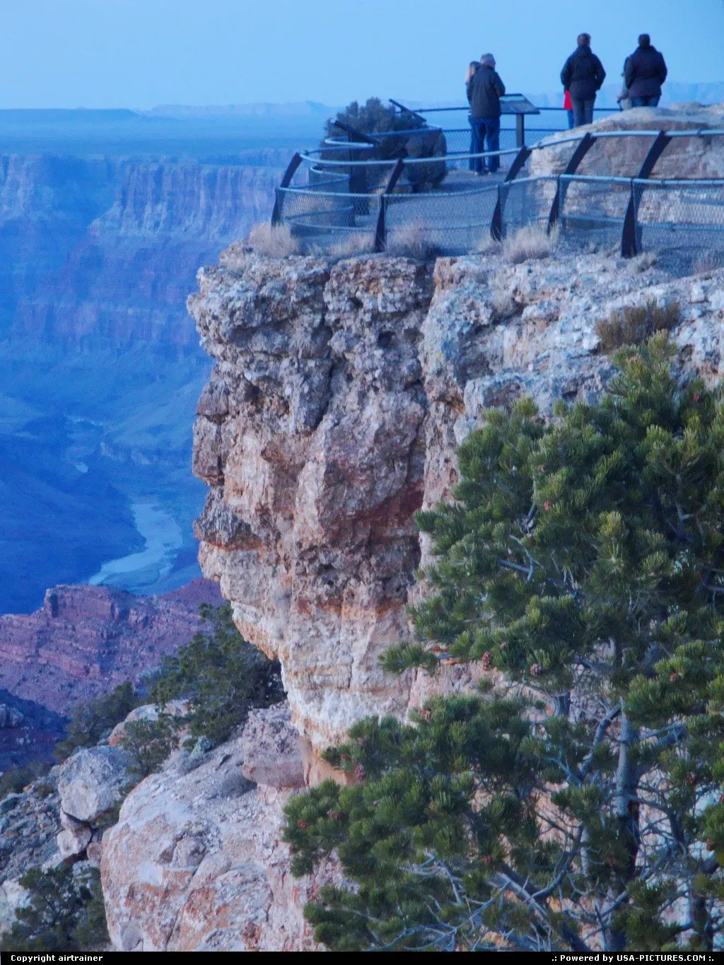 End of the day at the Grand Canyon, Yavapai Point, what a view !