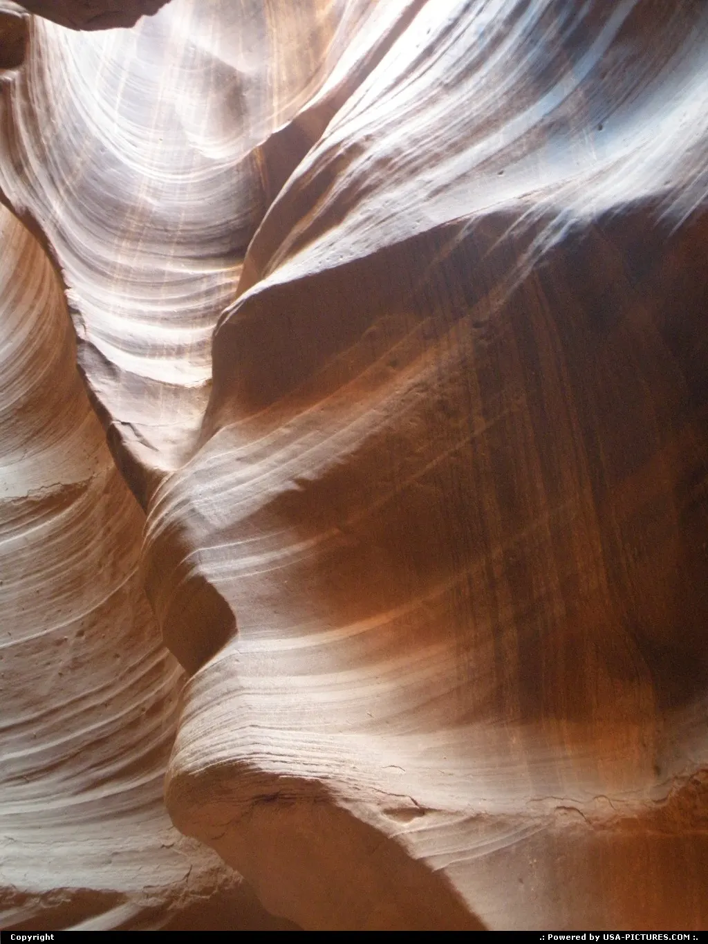Inside UPPER ANTELOPE CANYON
