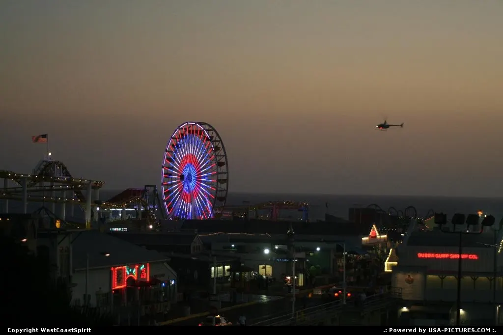 The Santa Monica Pier at Sunset. Very iconic in California. Sweet!