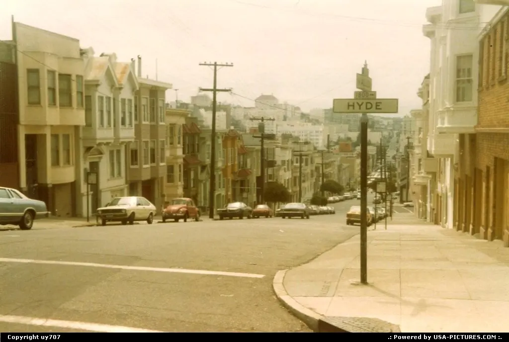 Everything standing quiet on Hyde Street