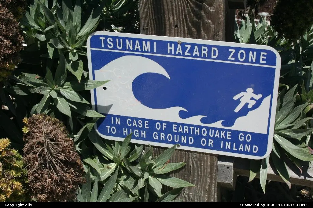 Because the pacific coast is an earthquake zone, you can find this caution sign along t...