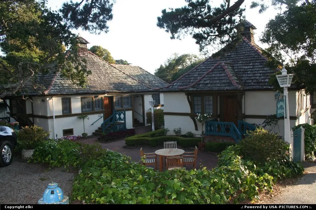Lodging cottage in Carmel.