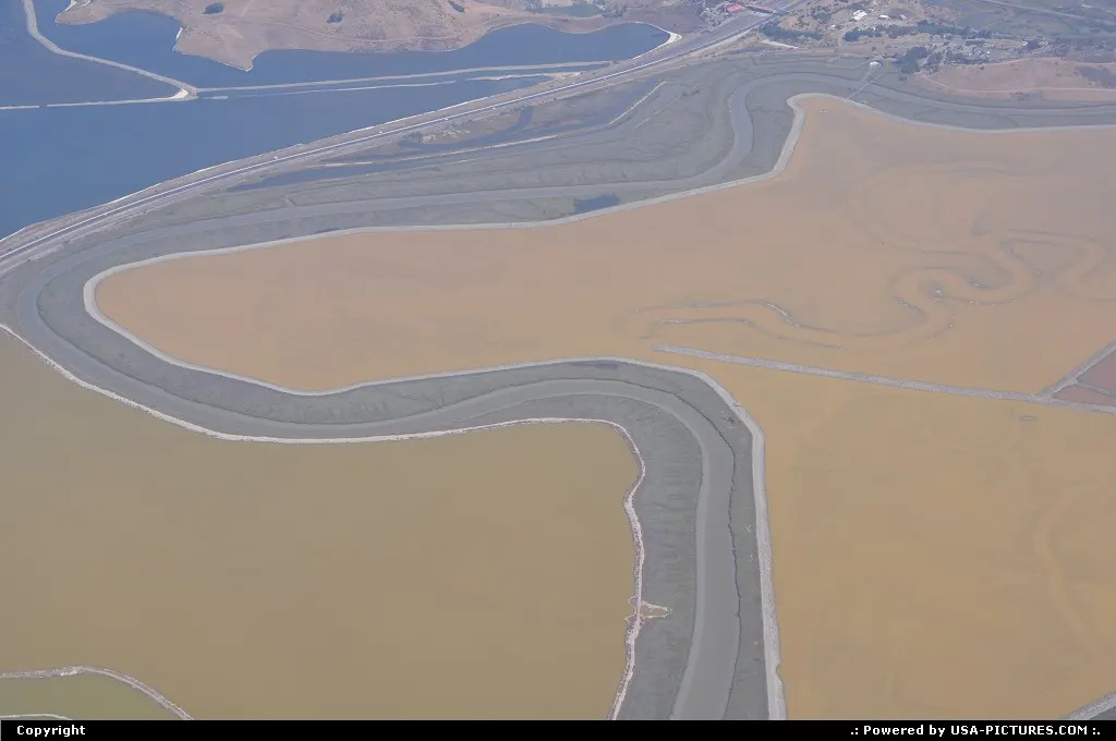 Bacterias turn these bay pools into colorful ones.