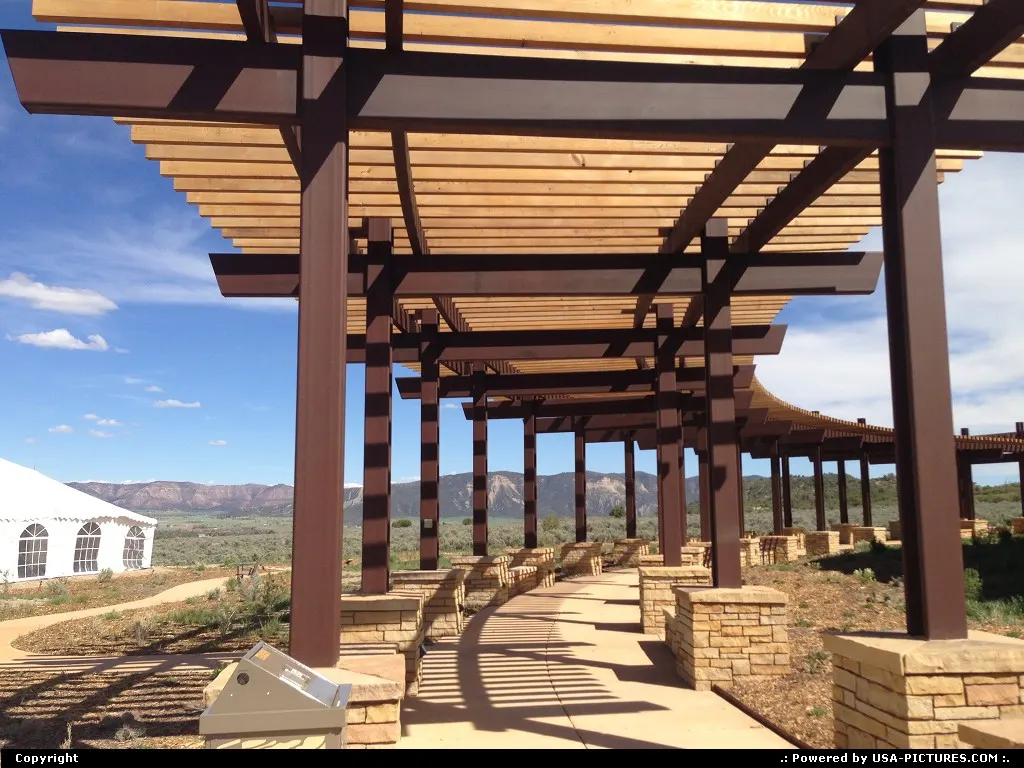 Details of the brand new visitor center, right at the entrance of the park.