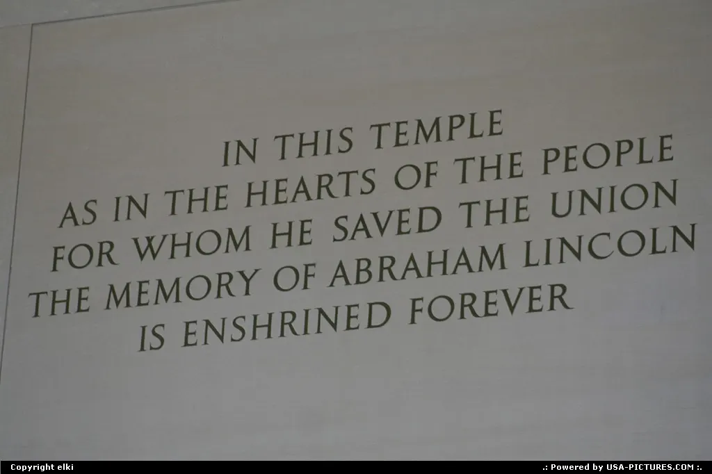 Sign in the lincoln memorial