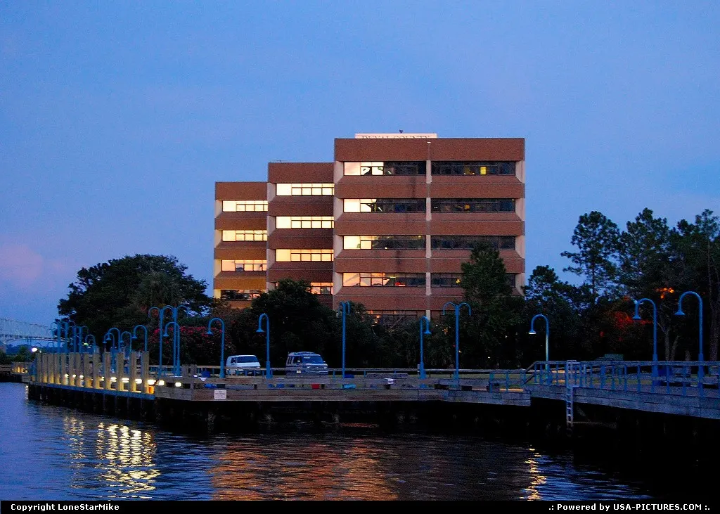 Office building on the South Bank of the St. Johns River in Jacksonville, FL