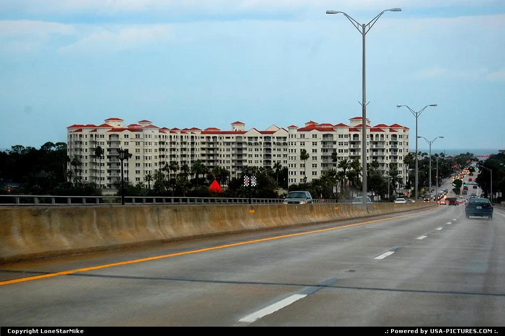 Condominium in Ormond Beach, FL