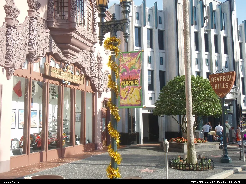 Beverly hills ? No universal studio