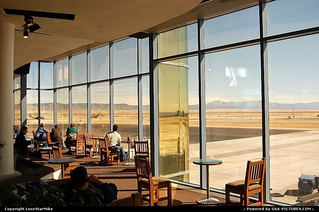 ABQ - Albuquerque International Airport Observation Lounge