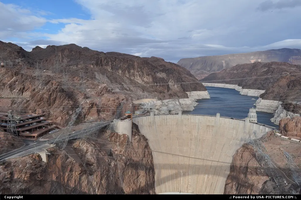 Overview of the Hoover Dam complex, close to the Mike O'Callaghan – Pat Tillman Memoria...