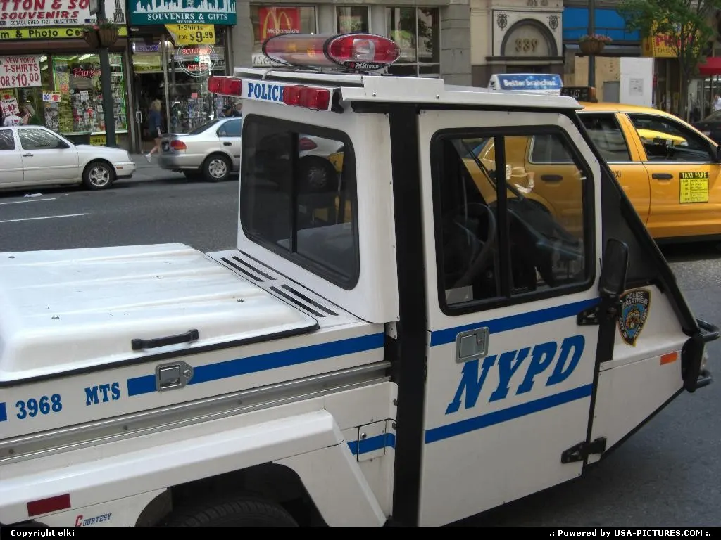 New york police vehicle