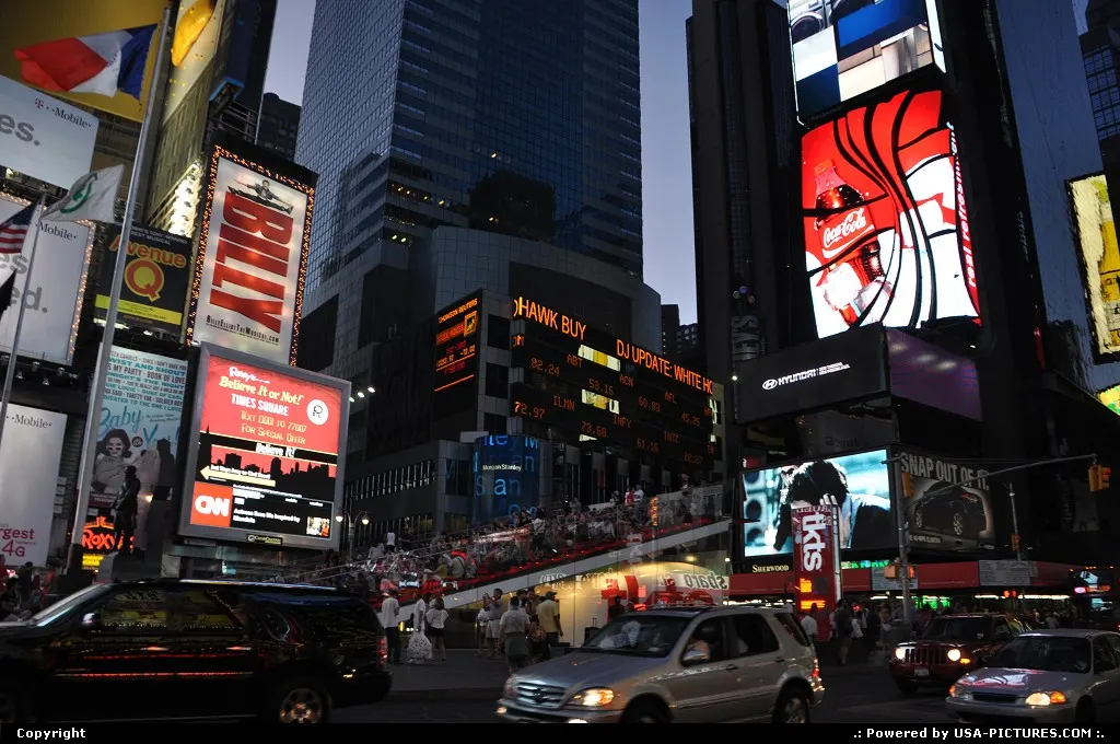 Love the color palette in Times Square by evening.