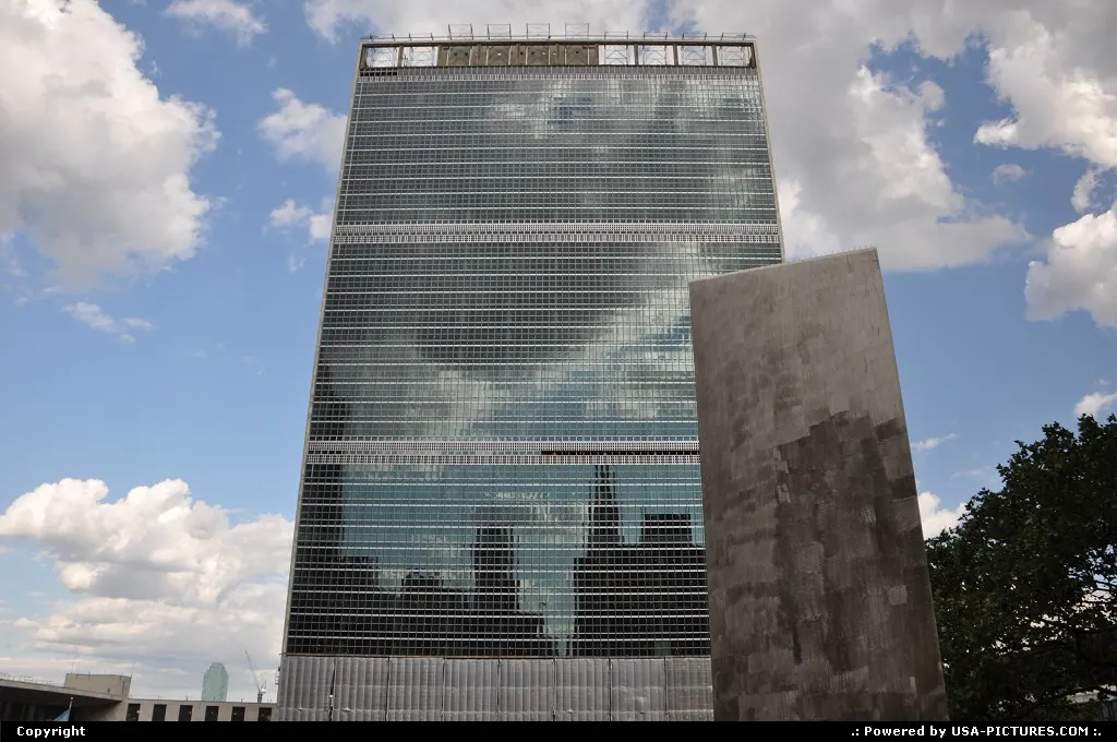 UN building in New York City. The almost completed facelift looks just great!