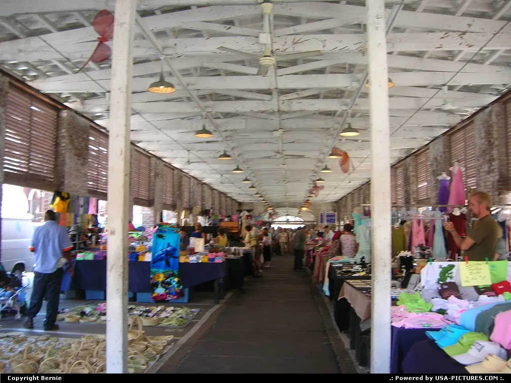 Ol Charleston Market