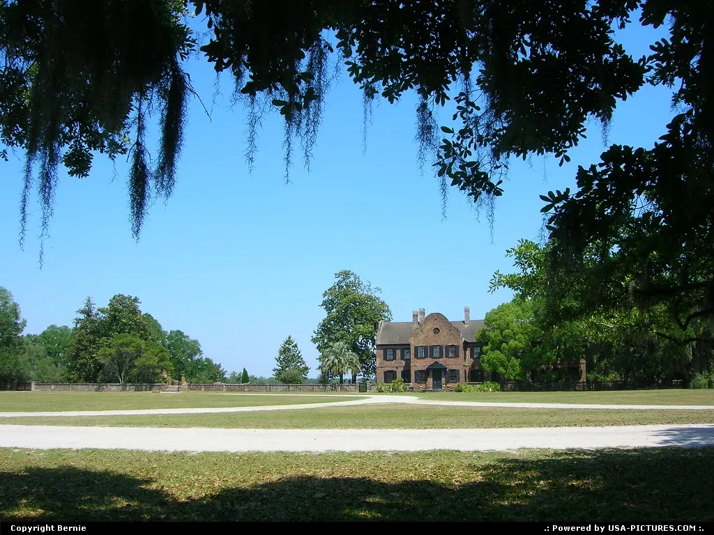 MIDDLETON PLACE, among the most beautiful South Carolina plantation