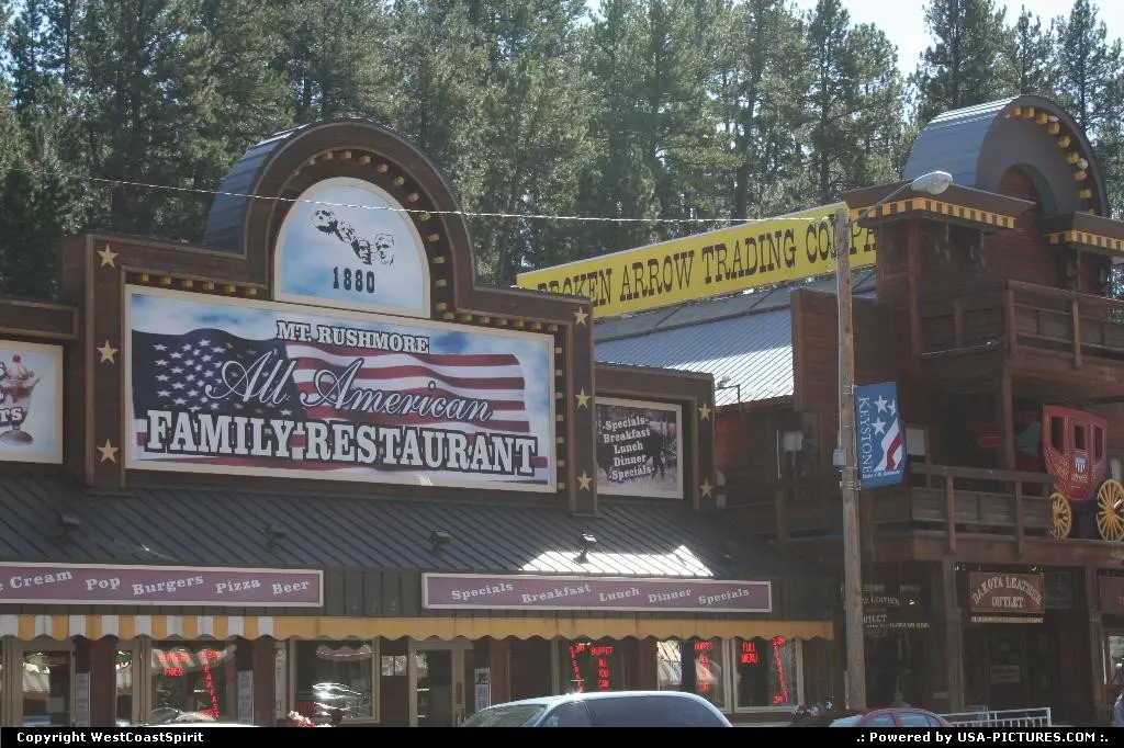 Keystone, main street with numerous retails and restaurants. Gateway to Mount Rushmore.