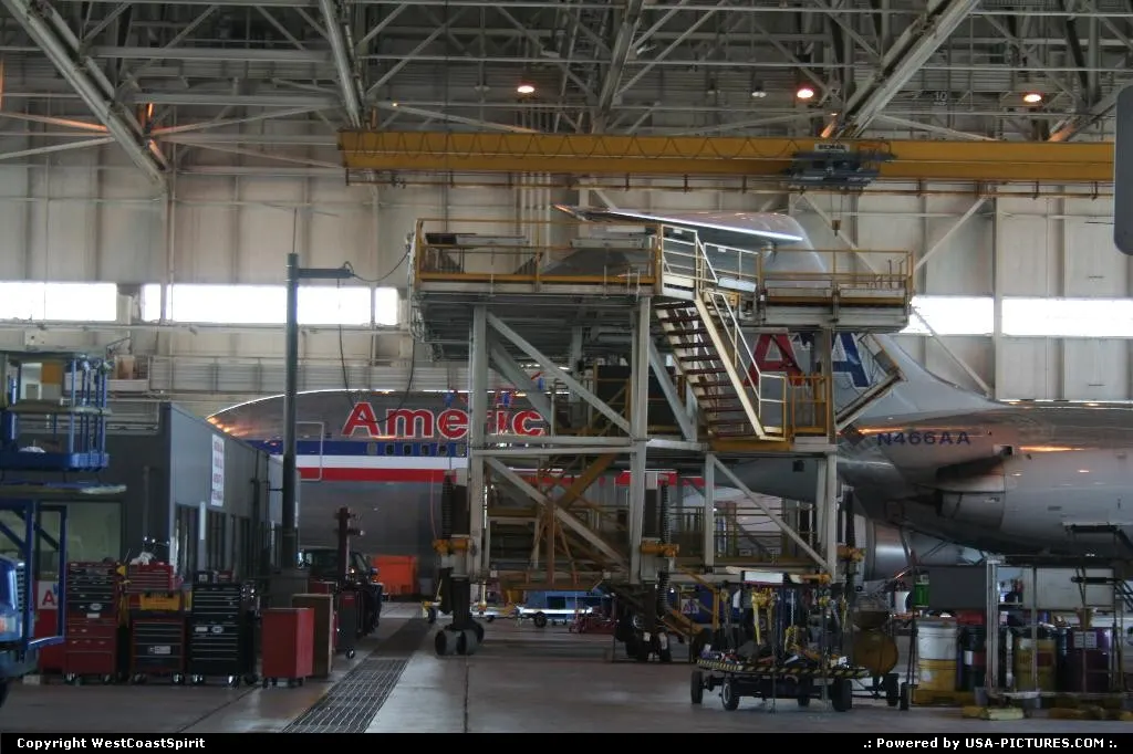 American Airlines Narrow body maintenance hangar in DFW