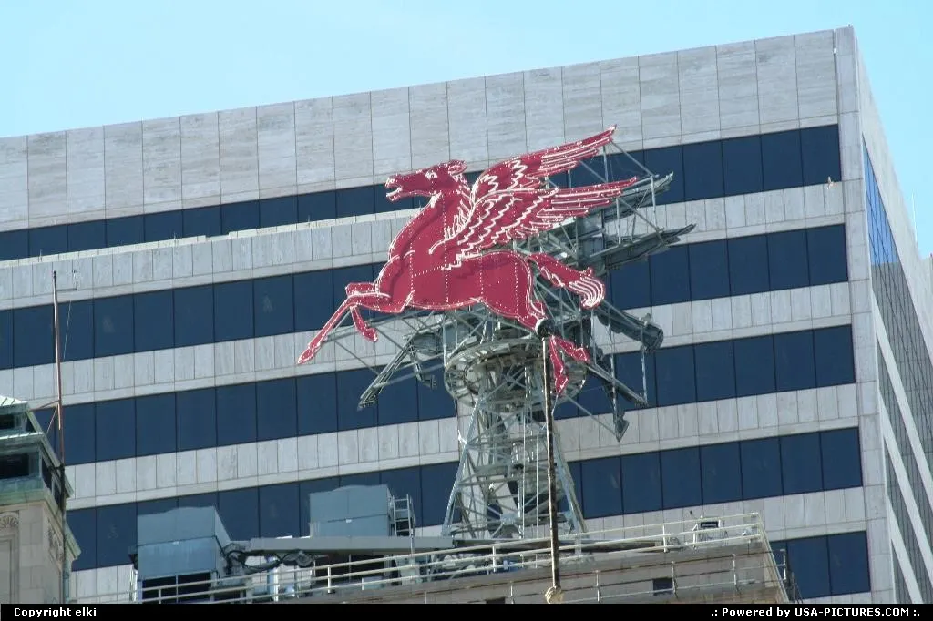Pegasus (symbol of mobil company), at the top of magnolia tower
