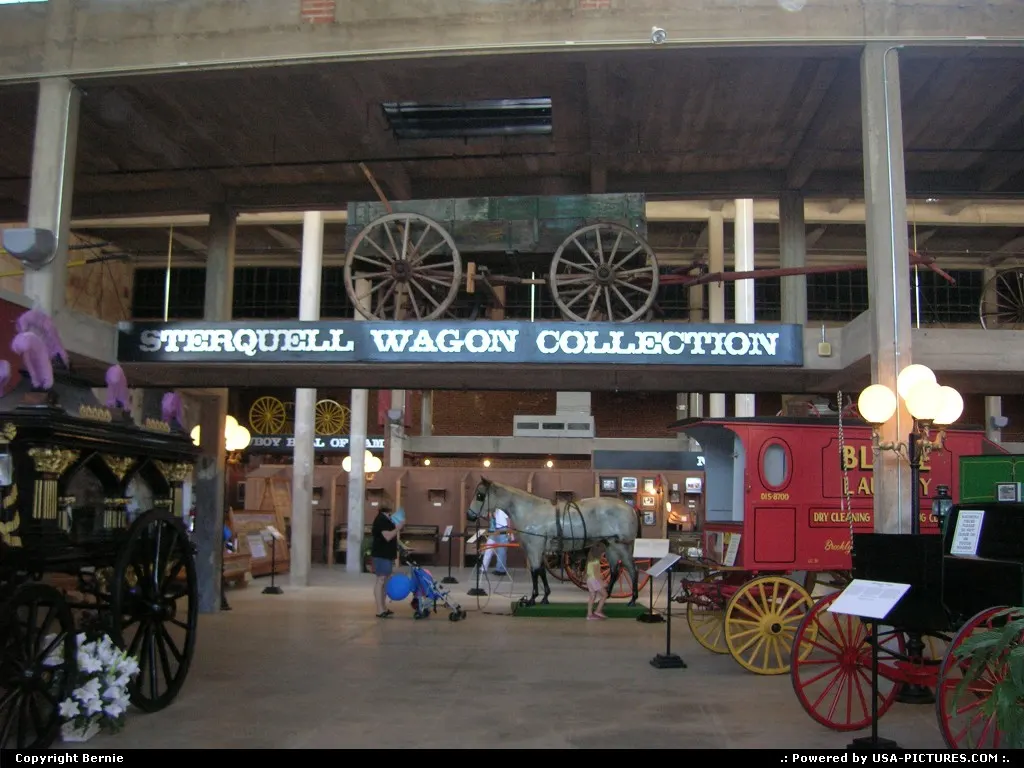 Cowboy Hall of Fame hosts a large wagon collection browsing all kind of purposes