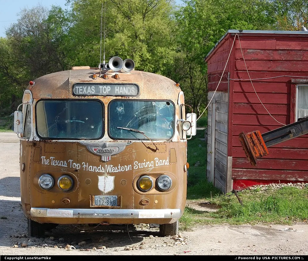 Old bus out in front of the Broken Spoke Lounge.