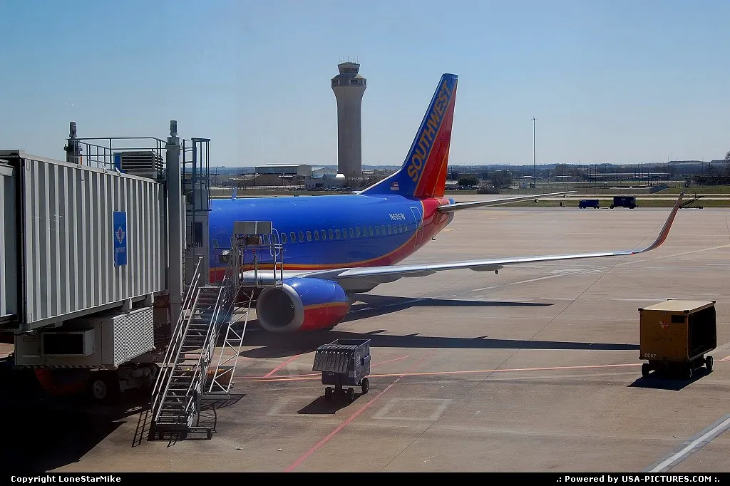 AUS - Austin Bergstrom International Airport