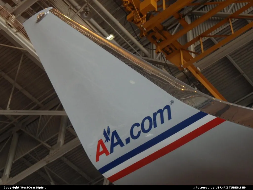 Winglet closeup on an American 757.