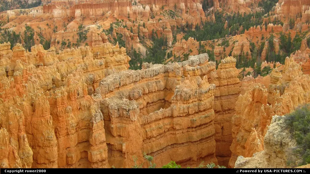 Bryce Canyon Amphitheater from Sunset Point.