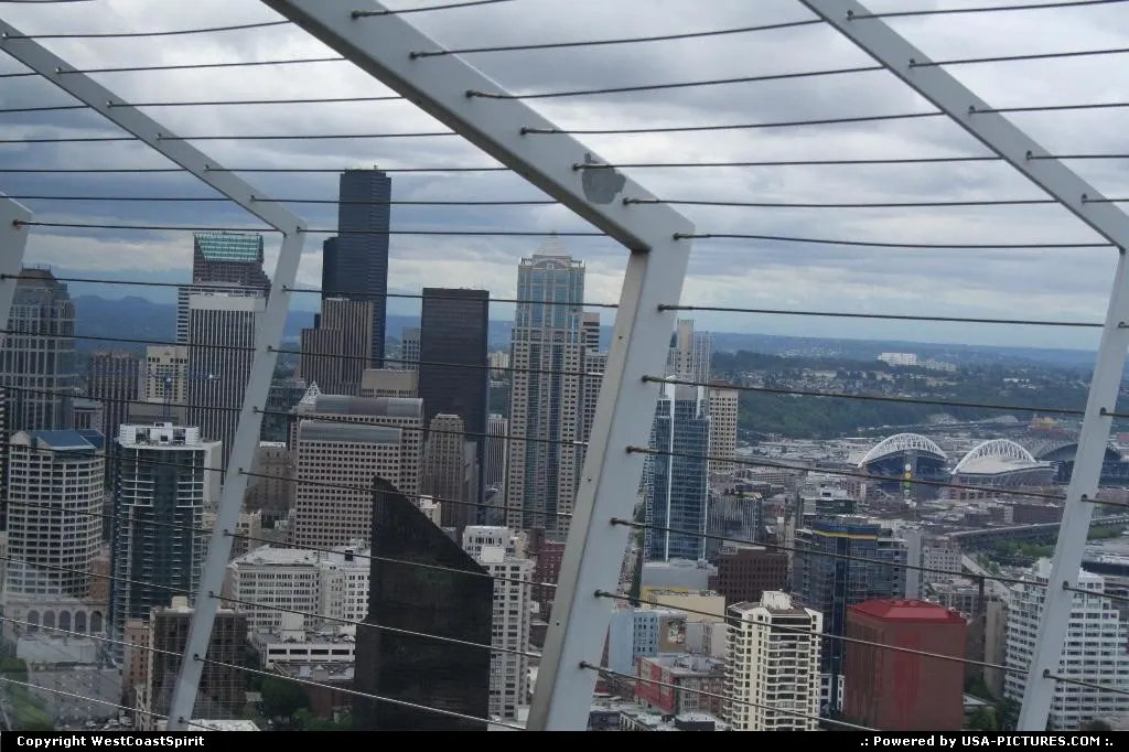 Overview of the city from the Space Needle observation deck.