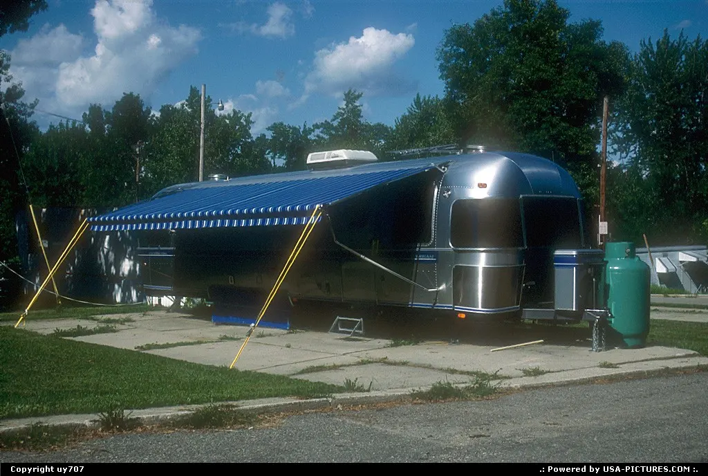 More than a large recreational trailer than a mobile home.