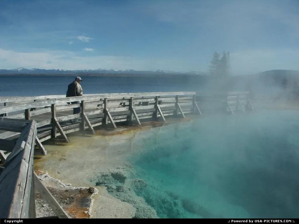 Amazing hot pool by the lake